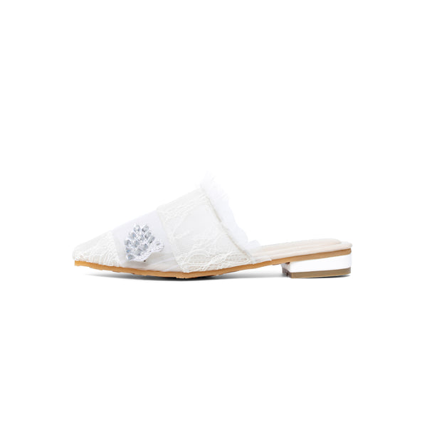 Odette Flats White